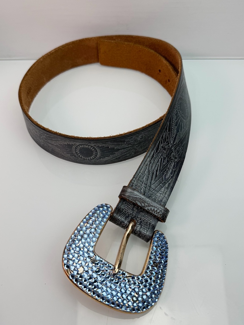 Streets Ahead Women’s Black Leather Blue Crystal Buckle Western Belt M USA